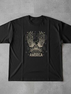 Free Bird Eagle Graphic T-Shirt – Vintage America 1973 Tee, Oversized Unisex